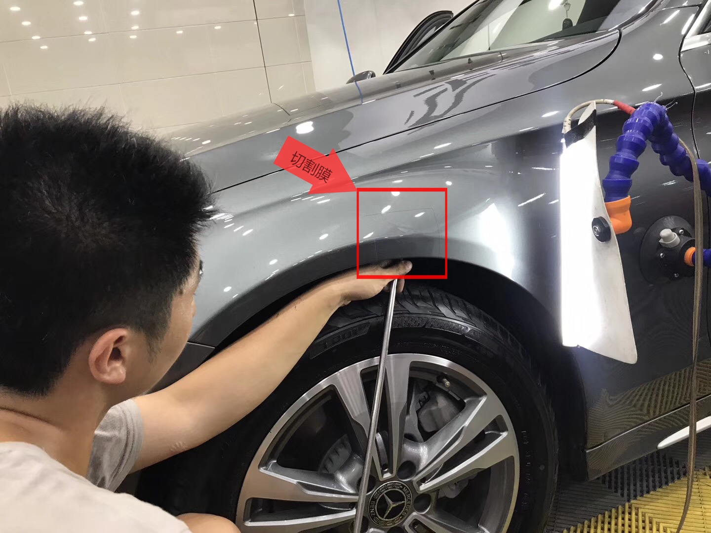 隐形车衣膜裁补.jpg