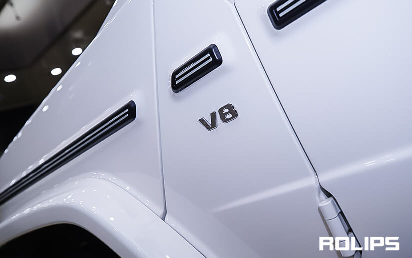 白色车辆贴隐形车衣怎么样