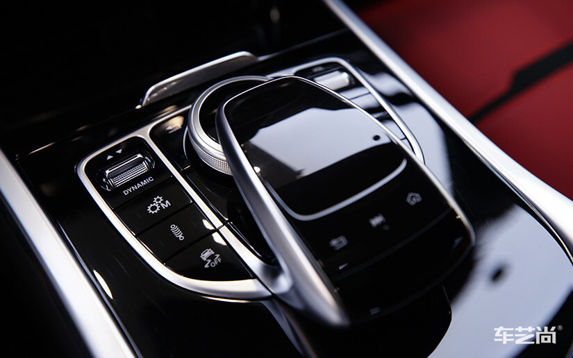 隐形车衣对车漆的保护