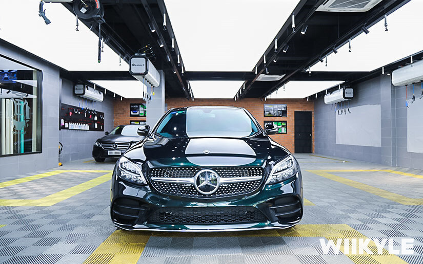 奔驰C260祖母绿效果展示