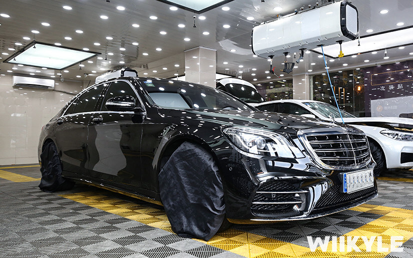 奔驰汽车贴WIIKYLE隐形车衣施工效果展示（四）