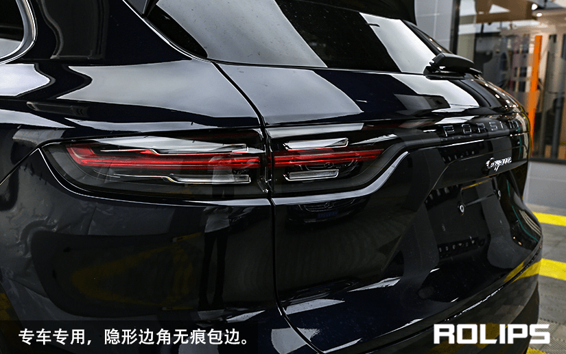 ROLIPS贴完车衣的细节展示图