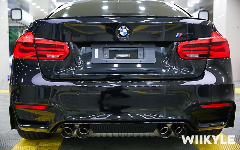 宝马M3车尾图展示