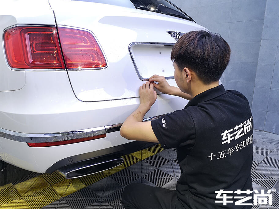 宾利添越施工威固隐形车衣流程（七）