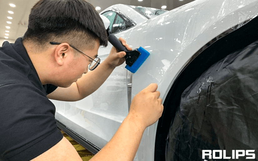 白色车贴ROLIPS隐形车衣抗黄变能力怎么样？（5）
