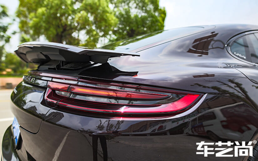 保时捷帕拉梅拉施工威固隐形车衣室外效果展示图（四）