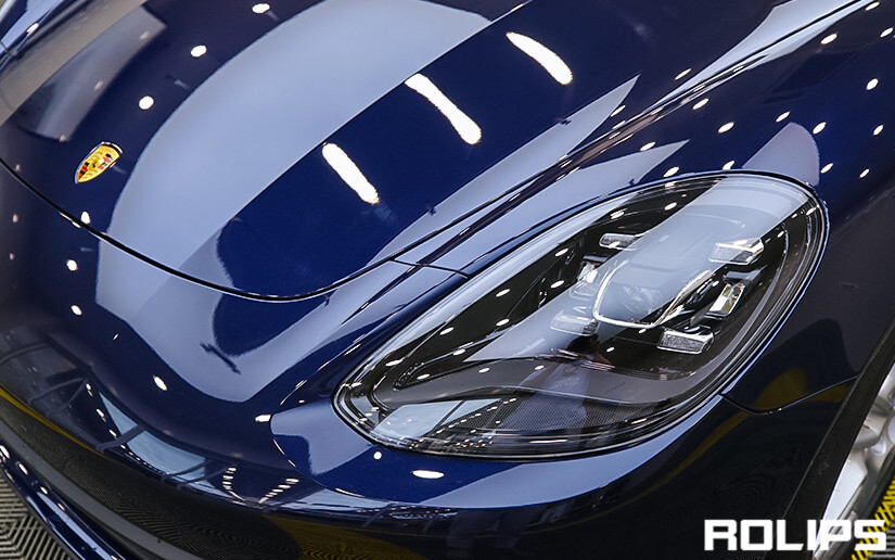 保时捷帕拉梅拉贴ROLIPS隐形车衣的效果图