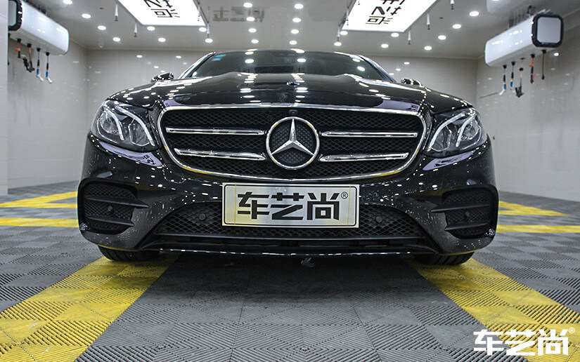 奔驰E300施工威固漆面保护膜案例展示效果（图一）