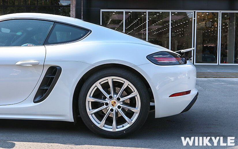 保时捷718施工WIIKYLE漆面保护膜效果展示图（11）