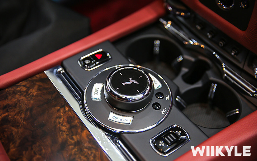 劳斯莱斯古思特在上海汽车贴膜店施工效果（图二）