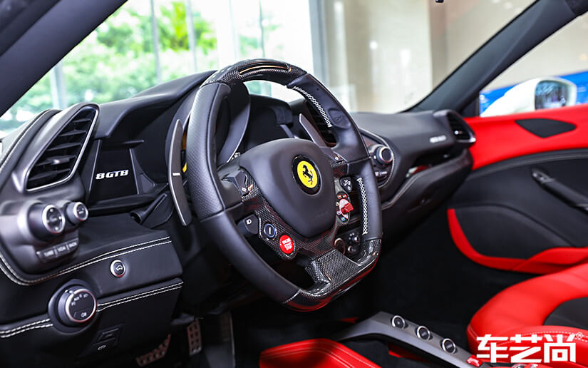 法拉利488贴威固膜效果图（一）