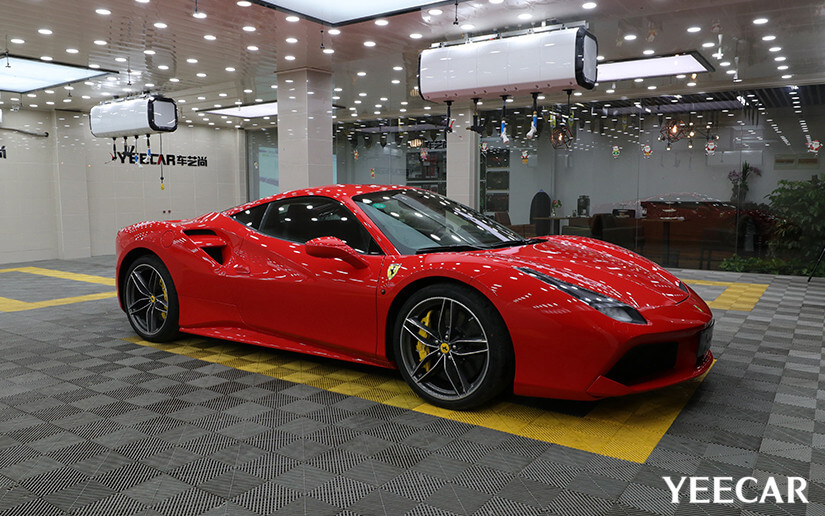 法拉利488贴YEECAR漆面保护膜效果怎么样？（图十二）