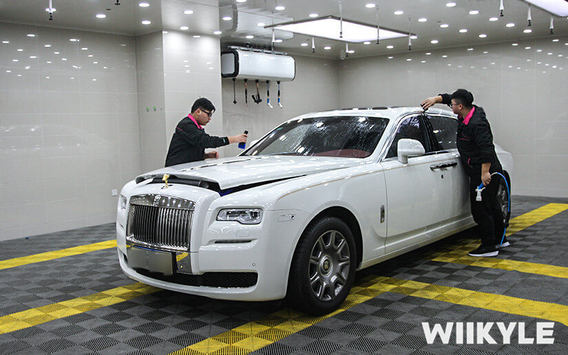 劳斯莱斯古思特在上海汽车贴膜店施工~（图六）